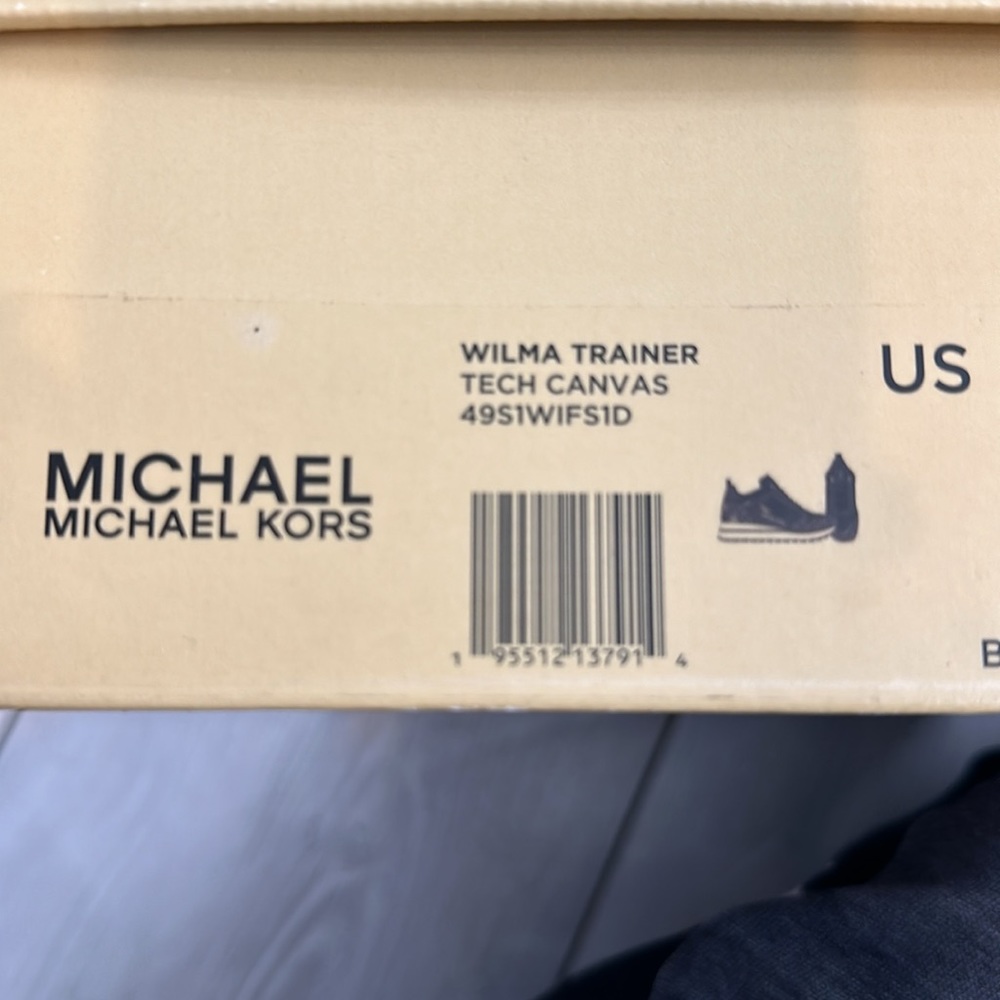 NWT Michael Kors Wilma Trainer Black Tech Canvas Sz. 8M - Picture 13 of 13